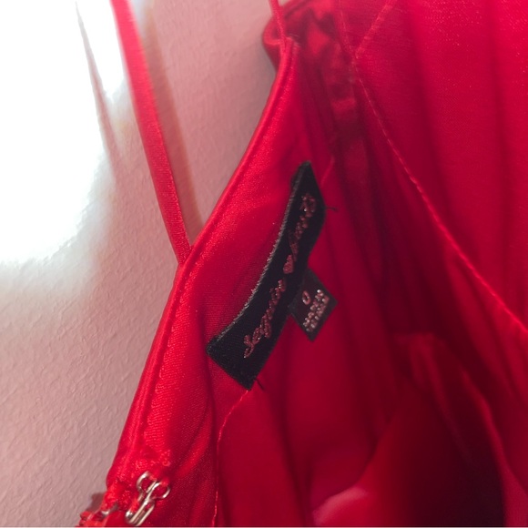 Sequin Hearts Red Satin Dress Sz 0 - Picture 6 of 13